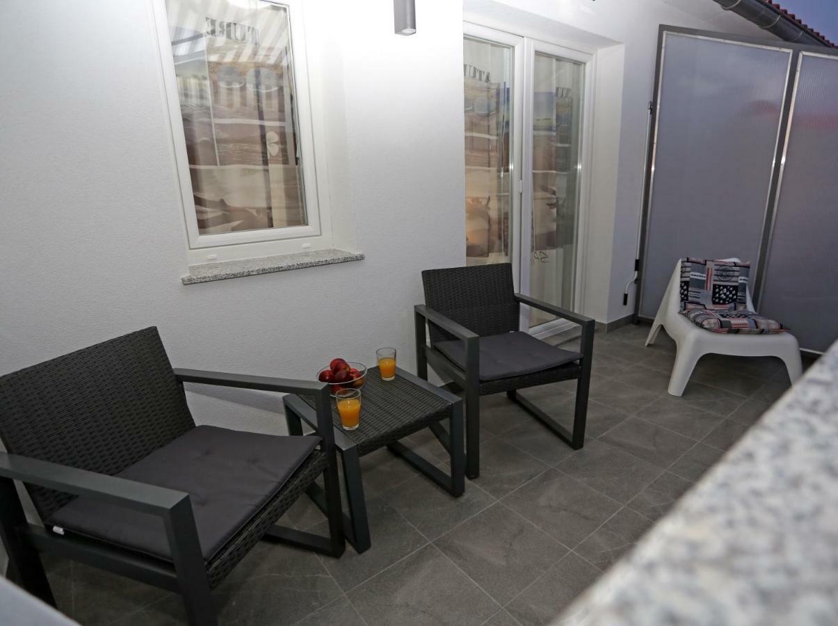 Guesthouse Villa Domenico Lozovac Exterior foto